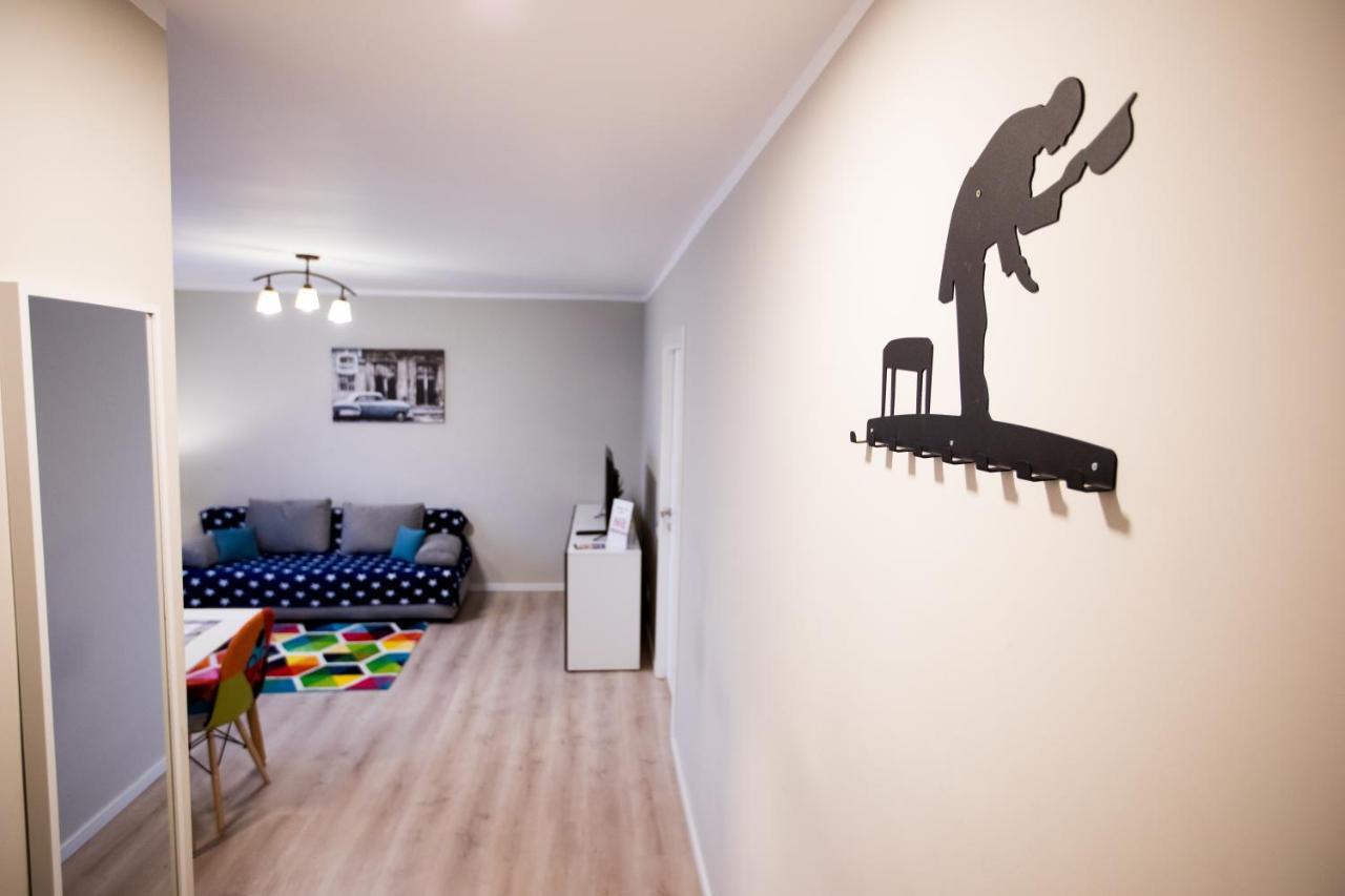 Travel Homzzz Central Apartments - Tusnad Тиргу-Муреш Екстер'єр фото