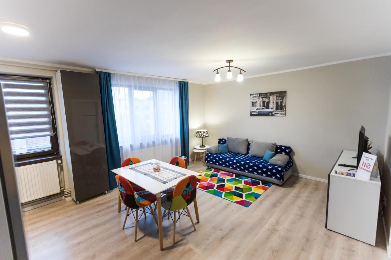 Travel Homzzz Central Apartments - Tusnad Тиргу-Муреш Екстер'єр фото
